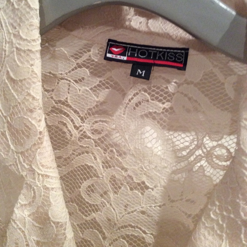 Hot kiss brand lace blazer - Picture 5 of 5